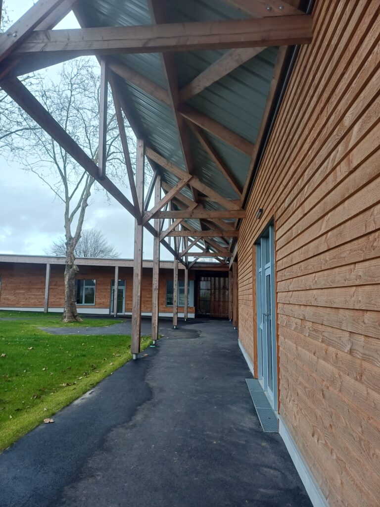 Redon_Ecole C.Chaplin 1_Ingeligno